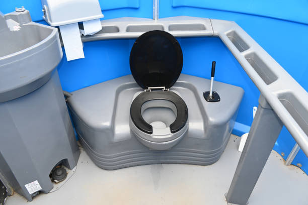 Portable Toilet Options We Offer in Alton, IL